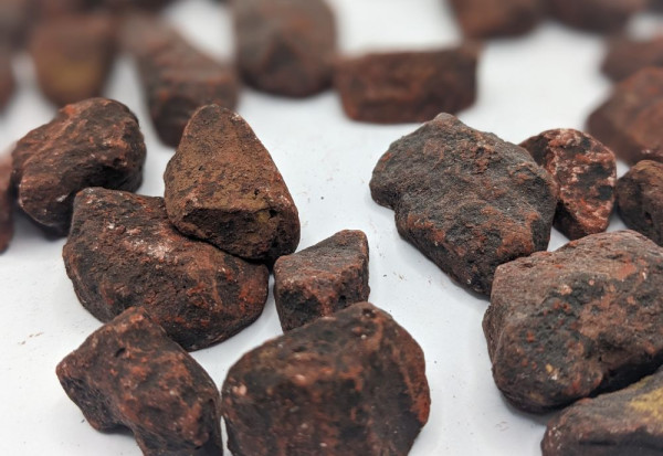 35 Ziegelrote Feldsteine für den Krippenbau Galiläa – realistisch & vielseitig Krippenbau