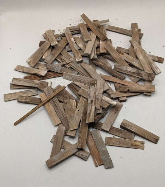 Ausschussware Tiroler Bretter ca. 80 Stück Holz Krippenbaumaterial