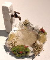 Brunnen Kleine Wasserstelle mit Begrünung, Wasserhahn und Wasserlauf, Krippenbau Brunnen Kleine Wasserstelle mit Begrünung, Wasserhahn und Wasserlauf, Krippenbau