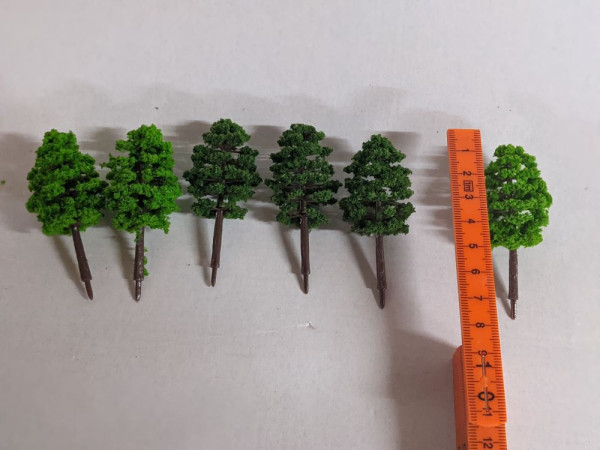 6 x Baum Miniatur hell und dunkel Krippenbotanik